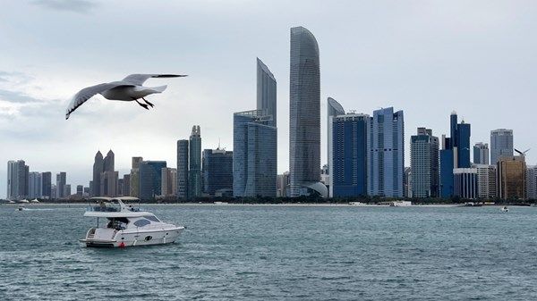 طقس صحو ورياح خفيفة غدا