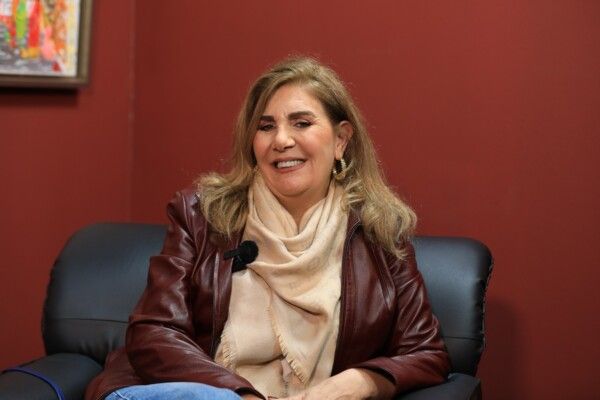 مارينال سركيس: ابني وابنتي لم يشعرا بغياب والدهما وهذا رأيي بـ نجوم "بالدم" وأداء نيكول سابا