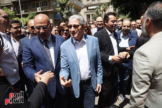 توافد نجوم الصحافة للتسجيل بالجمعية العمومية ومد التسجيل حتى الساعة الثانية