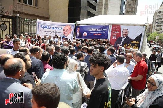 مراسلو المحافظات يشاركون بكثافة فى التسجيل بعمومية انتخابات الصحفيين