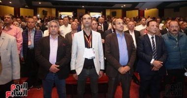 الجمعية العمومية للصحفيين تقف دقيقة حدادا على شهداء الصحافة الفلسطينية.. صور
