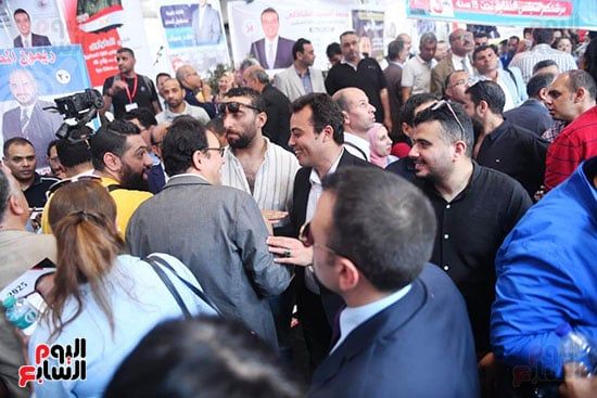 استمرار توافد أعضاء الجمعية العمومية للمشاركة فى انتخابات نقابة الصحفيين.. صور