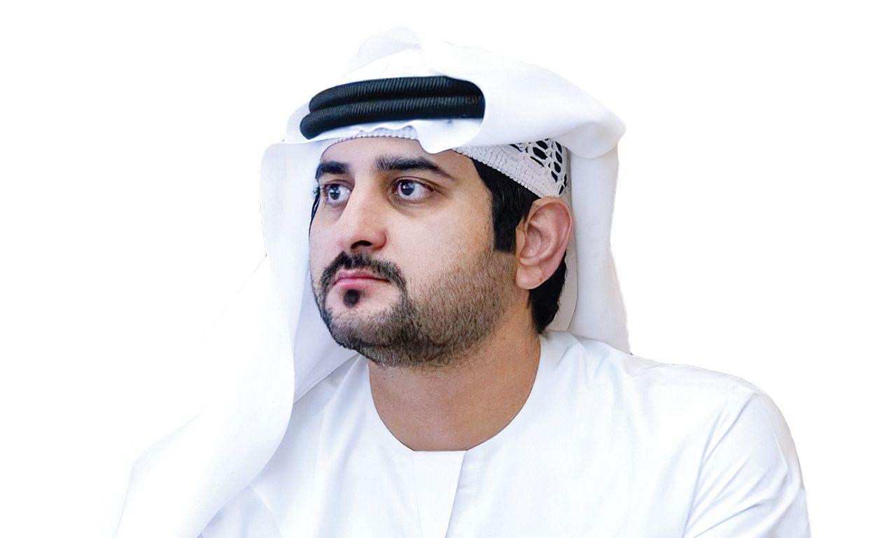 الامارات | مكتوم بن محمد يشيد بجهود محمد سلطان بن ثاني في توثيق الحياة ونشر روح الإيجابية بدبي