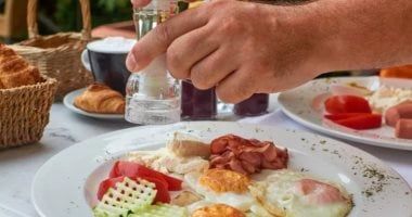 9 عادات يومية شائعة تضر بصحة الكلى.. احذرها