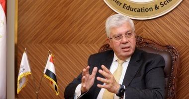 وزير التعليم العالى: دعم البحث التطبيقى وربطه بالصناعة أولوية