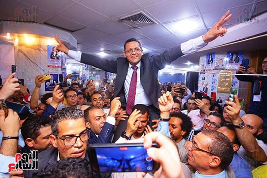 رسميا.. خالد البلشى نقيبا للصحفيين لفترة ثانية بانتخابات التجديد النصفى.. صور