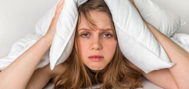 ماذا يحدث لجسمك عند النوم أقل من 7 ساعات؟.. لا تهمل هذه العلامات