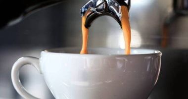 مشروبات يومية تؤثر سلبا على الهضم.. بدائل صحية