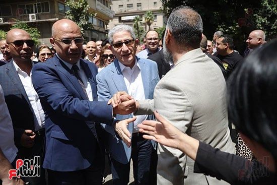 توافد نجوم الصحافة للتسجيل بالجمعية العمومية ومد التسجيل حتى الساعة الثانية
