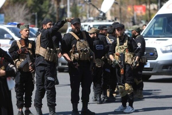 "النشرة": التوتر بين الدروز و إسلاميو سوريا متواصل.. وجنبلاط سيتقدم بتسوية