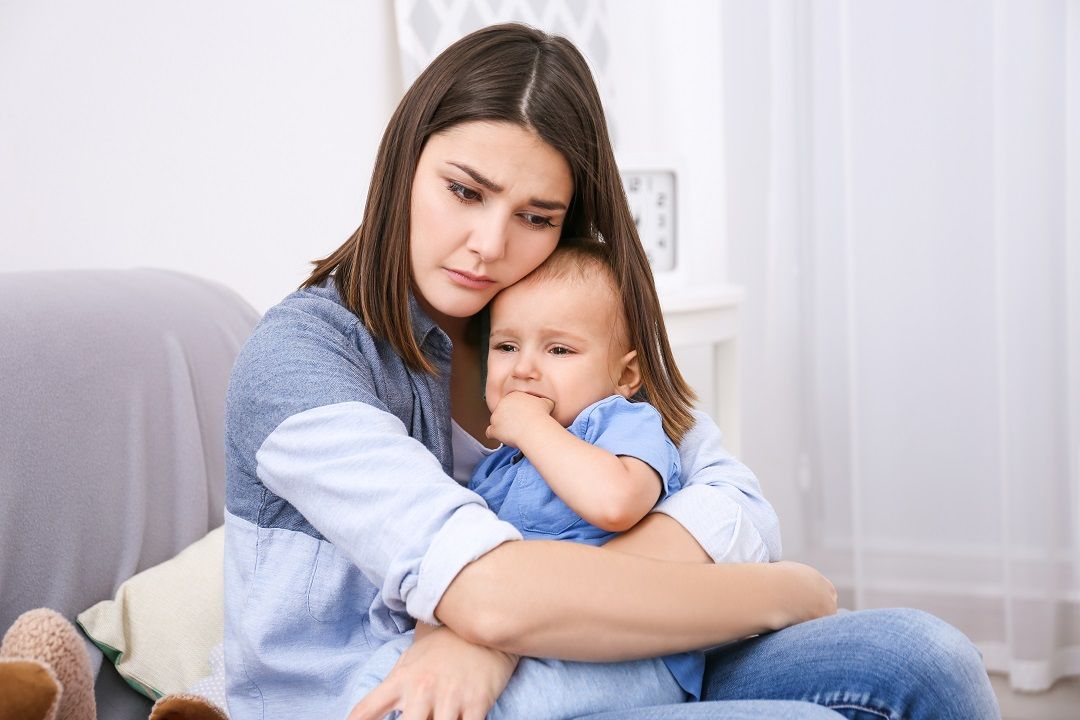 أسباب وأنواع بكاء الرضيع وطرق التعامل معه: و5 نصائح لتهدئة الأم