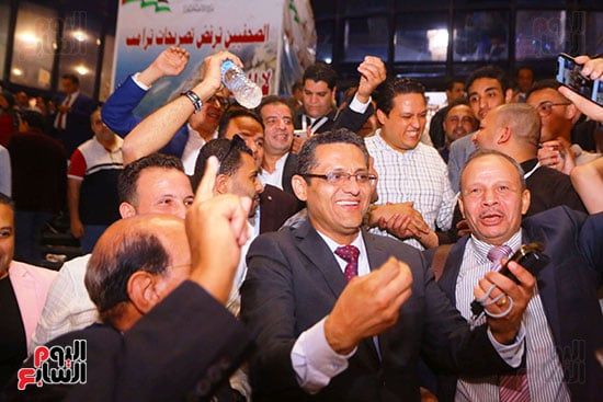 رسميا.. خالد البلشى نقيبا للصحفيين لفترة ثانية بانتخابات التجديد النصفى.. صور