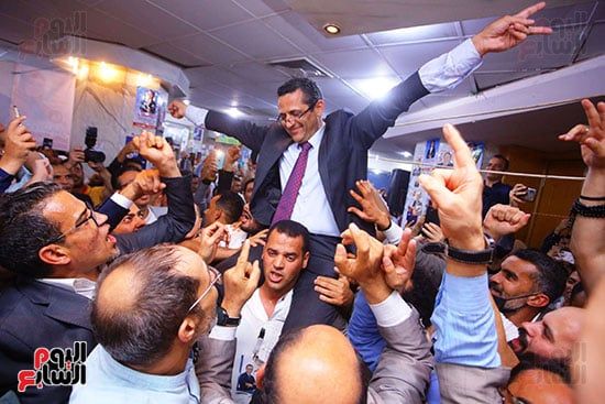 رسميا.. خالد البلشى نقيبا للصحفيين لفترة ثانية بانتخابات التجديد النصفى.. صور