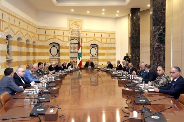 مقررات المجلس الأعلى للدفاع: رفع توصية للحكومة لتحذير حركة حماس من استخدام الأراضي اللبنانية للقيام بأي اعمال تمس بالامن القومي اللبناني