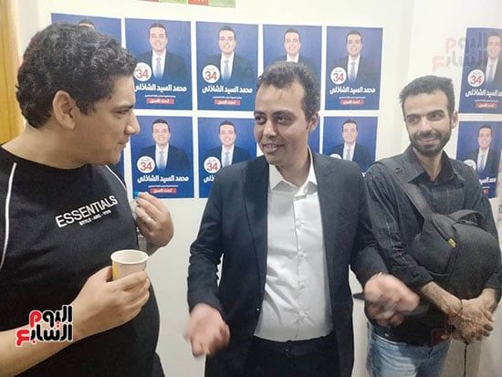 الزميل محمد السيد الشاذلى يدلى بصوته في انتخابات نقابة الصحفيين.. صور