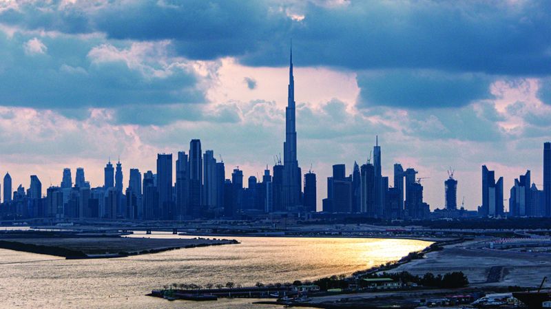الامارات | مايو.. نهار طويل وارتفاع تدريجي في الحرارة     