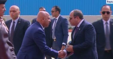 الرئيس السيسى يشهد بعد قليل احتفالية عيد العمال بالسويس