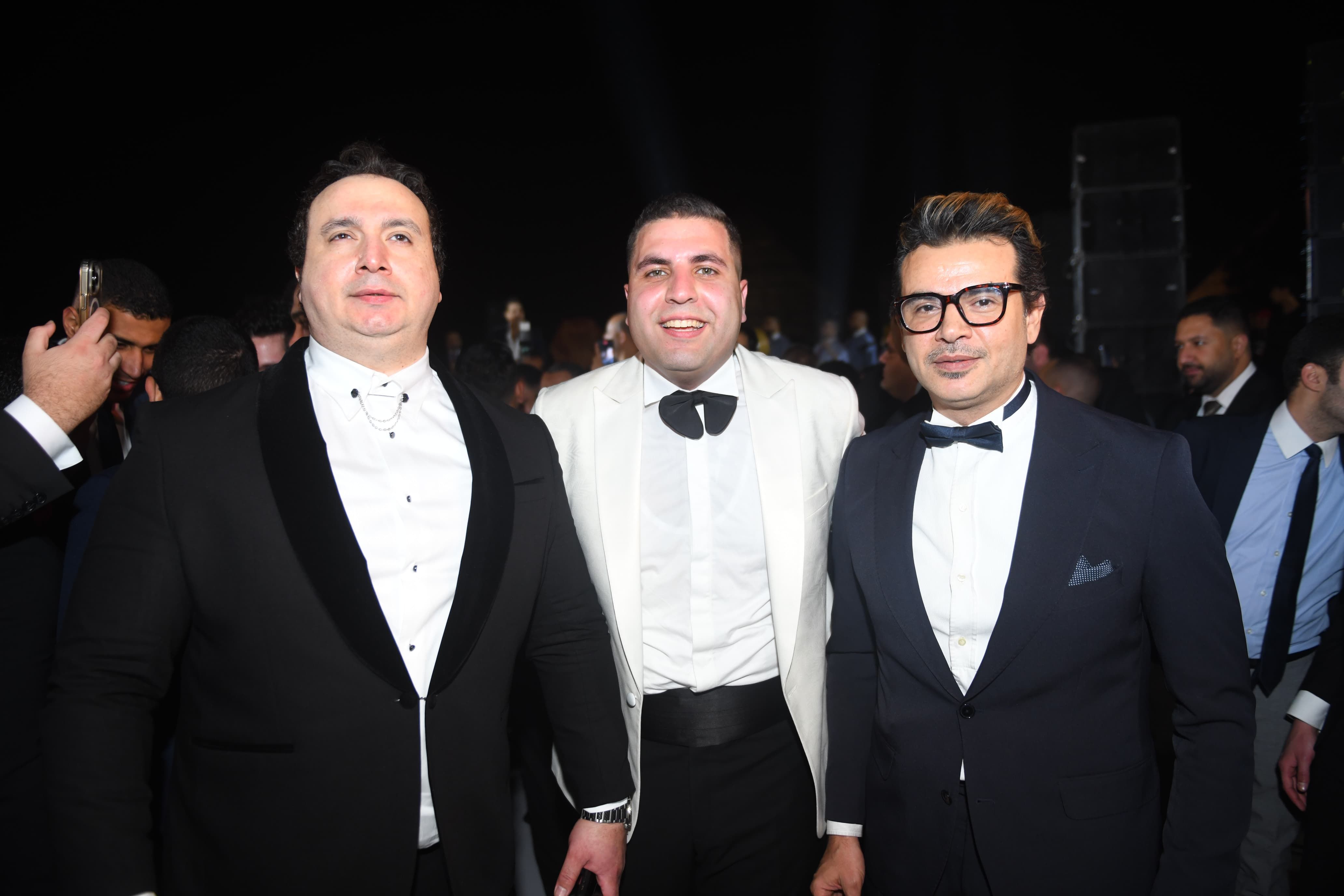 مساعد وزير العدل للديوان العام يحتفل بزفاف نجله على سفح الأهرام