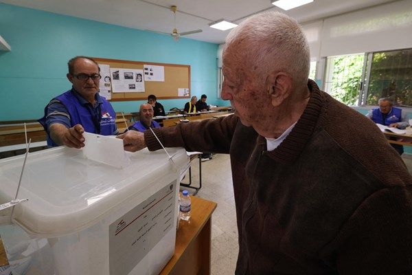 انطلاق الانتخابات البلدية في لبنان