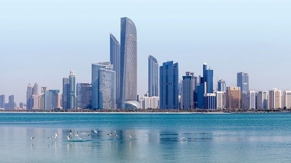 الطقس المتوقع على الإمارات غداً
