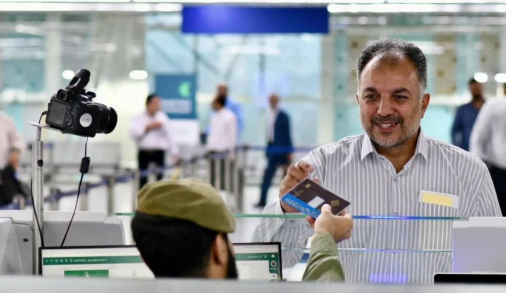 وصول أولى رحلات حجاج أيران إلى المدينة المنورة