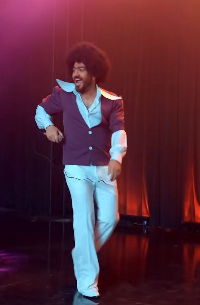 ‏شعبي وبوب وجاز وتكنو.. تامر حسني في كواليس حفلته المقبلة Jukebox