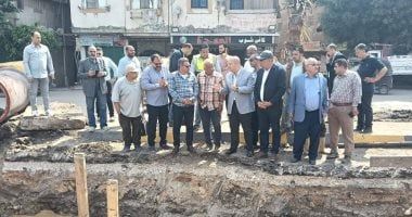 نائب محافظ الجيزة يتفقد مشروع الصرف الصحى بمنطقة أرض النجوم و6 أكتوبر فى بولاق