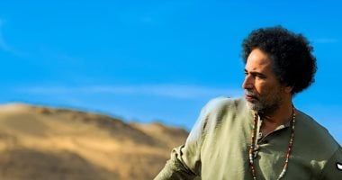 تفاصيل أغنية "زى الدهب" غناء مصطفى شوقى