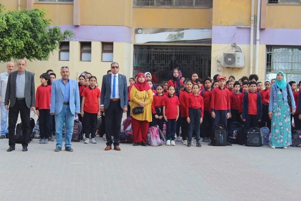 وكيل وزارة التعليم بالجيزة يشدد على تفعيل الإشراف اليومي بالمدارس