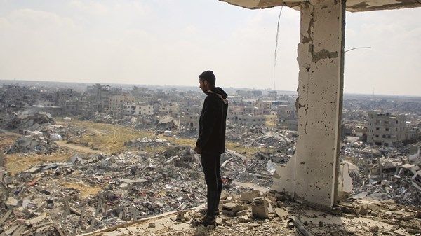 مصر والعراق: حشد التأييد للخطة العربية لإعادة الإعمار في غزة