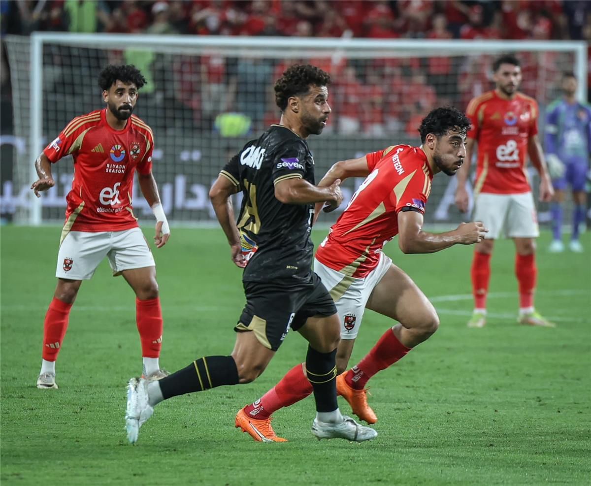 هل تُعاد قمة الأهلي والزمالك؟ رابطة الأندية تكشف موقفها وتُغرم الزمالك بعد أحداث مثيرة