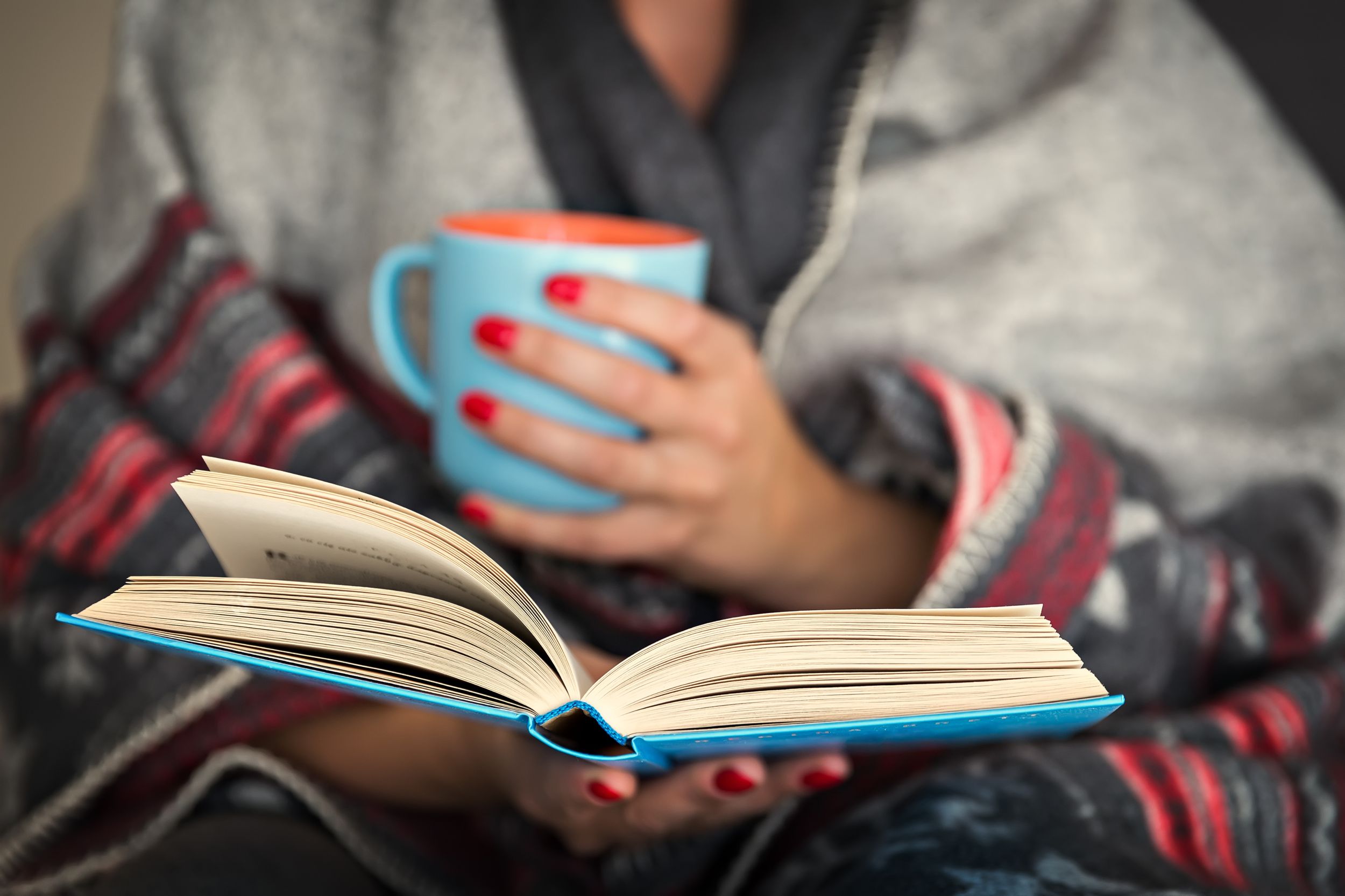 الامارات | العلاج بالقراءة... أداة فاعلة لتعزيز الصحة النفسية