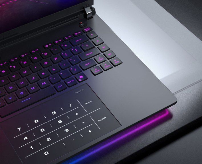 تكنولوجيا: مراجعة جهاز ASUS ROG Strix Scar 18 (2025)