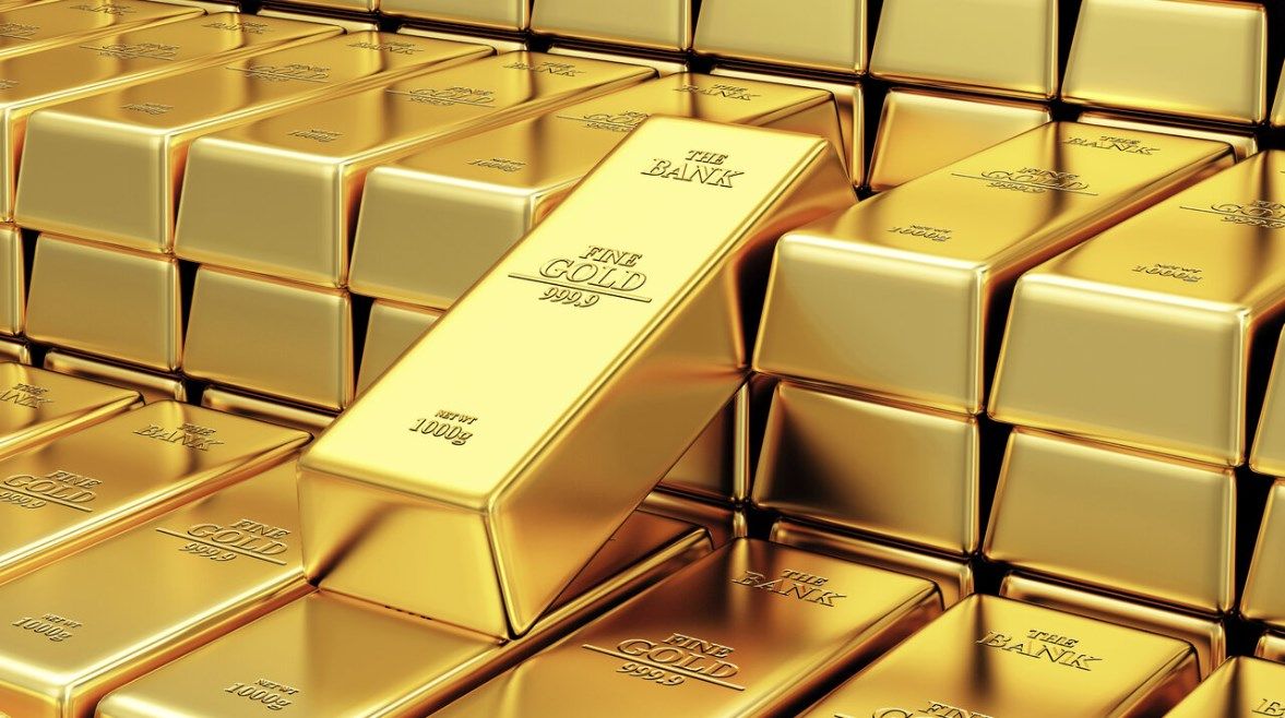 الذهب يشتعل محليًا وعالميًا..وسط ضعف الدولار وترقب الفائدة الأمريكية