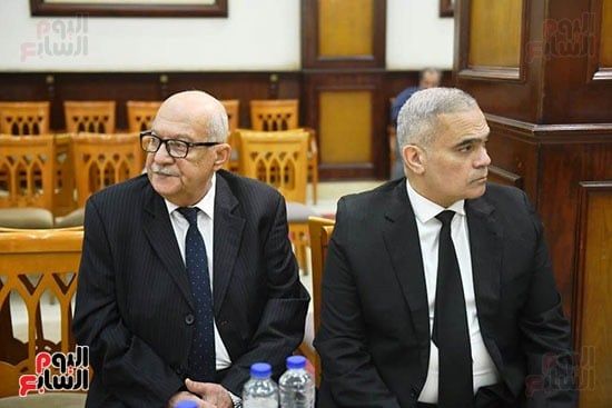 وزير الخارجية ودبلوماسيون وحسام زكي يقدمون العزاء لأسرة السفير حازم فهمى.. صور