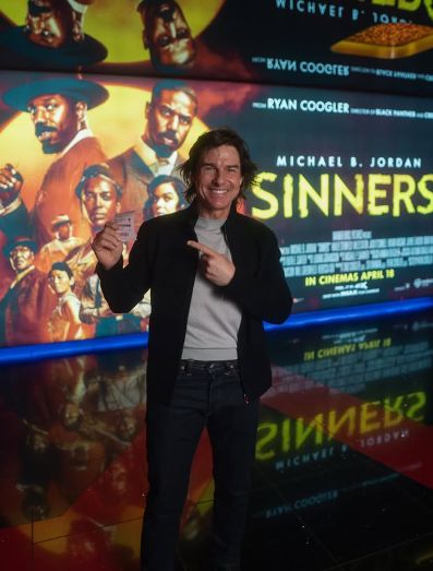 توم كروز يشيد بـ فيلم مايكل بي جوردن الجديد Sinners
