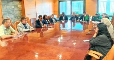 زامبيا بالبرتقالي وتنزانيا بالأزرق فى مباراة الغد بأمم أفريقيا للشباب