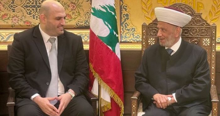 وزير الصحة زار دريان: نعد اللبنانيين بخطوات ملموسة أكثر في الاستشفاء والدواء