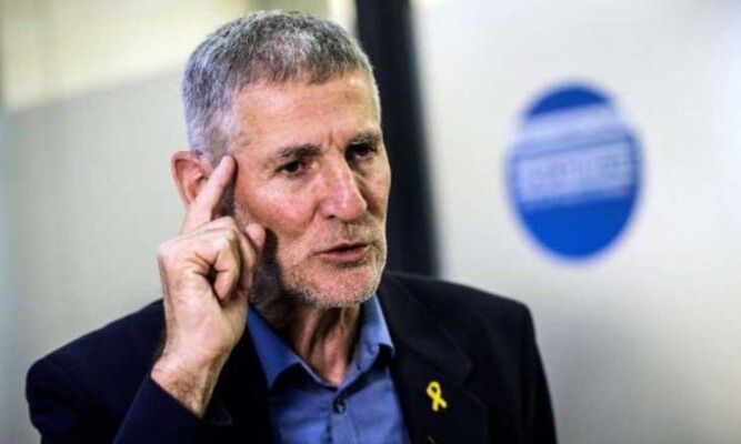 زعيم حزب الديمقراطيين في إسرائيل: توسيع العملية العسكرية بغزة هدفه إنقاذ نتانياهو والحكومة المتطرفة