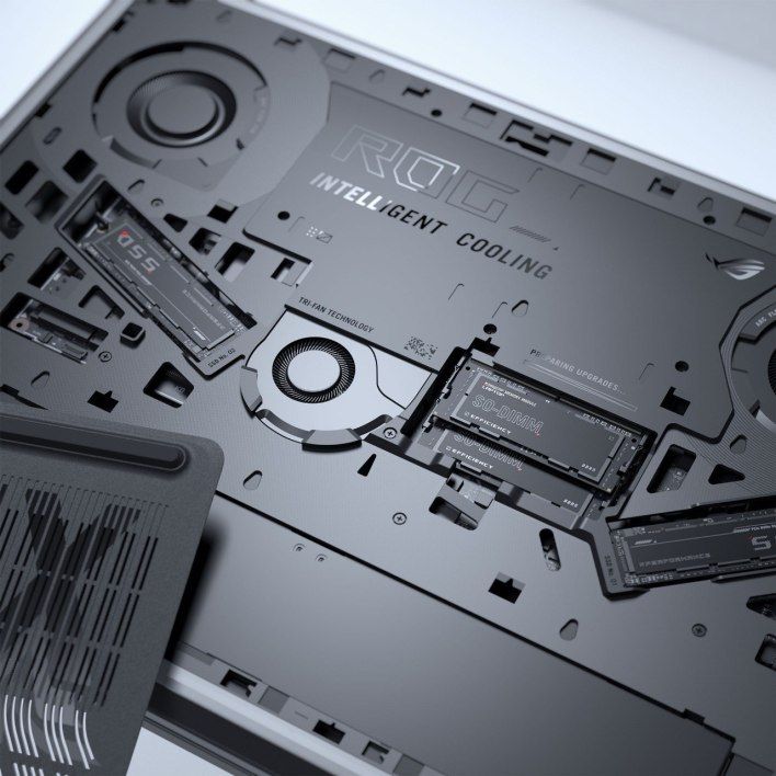 تكنولوجيا: مراجعة جهاز ASUS ROG Strix Scar 18 (2025)
