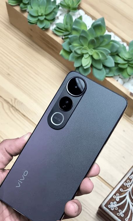 تكنولوجيا: مراجعة للهاتف vivo V50 Lite 5G: وحش البطارية والتصوير بشاشة 120Hz وكاميرا 50MP