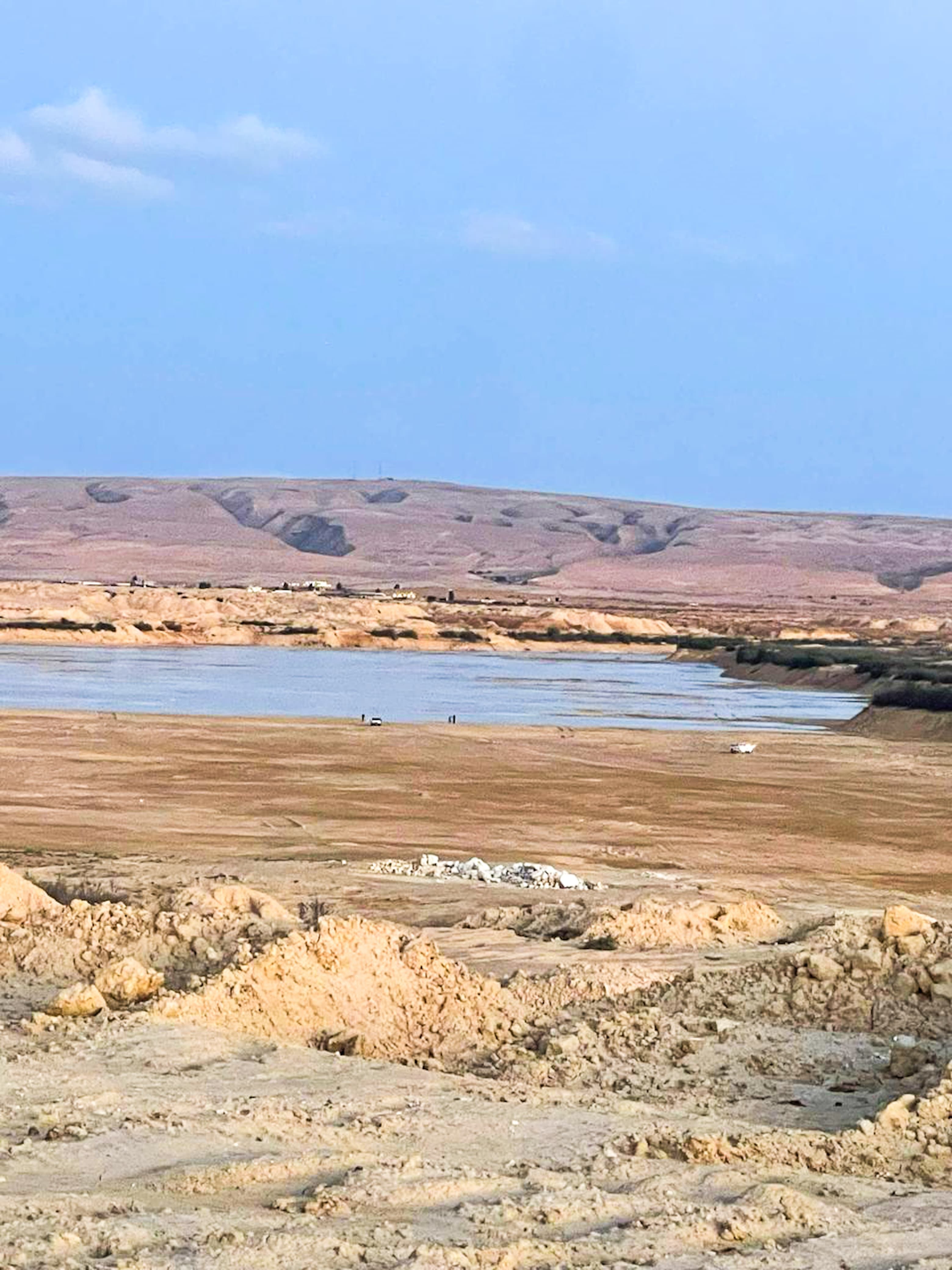 وزير الرى: تنفيذ 561 منشأ للحماية من السيول بشمال وجنوب سيناء