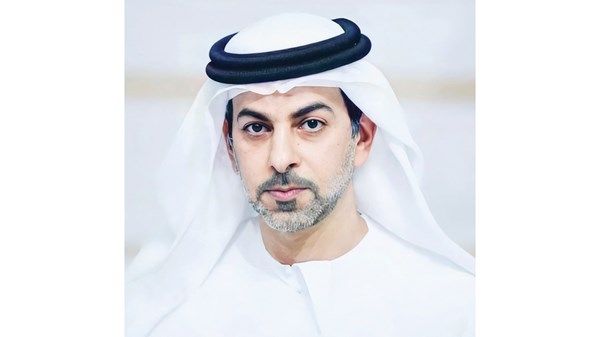 عمر بن زايد: قواتنا المسلحة نموذج يُحتذى به في الانضباط والكفاءة والتطور