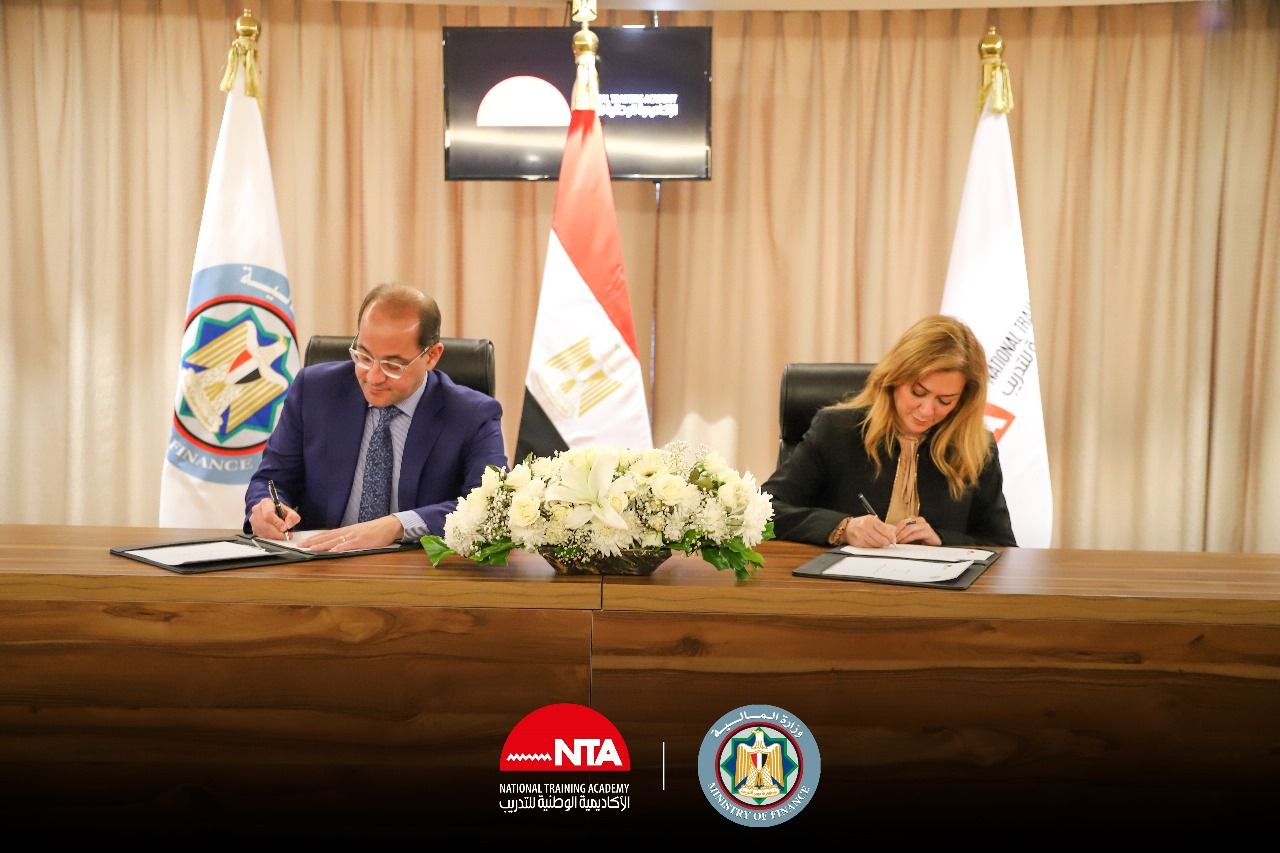 وزارة المالية تطلق مشروعها القومى «أنت أولا» بالشراكة مع «الوطنية للتدريب».. صور