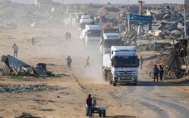 مسؤول إسرائيلي لـ"فرانس برس": المجلس الأمني المصغر وافق على إمكان توزيع المساعدات الإنسانية في غزة