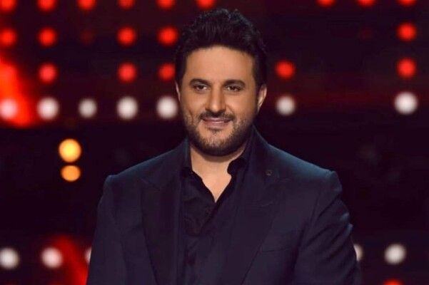 ملحم زين يشاكر صورة مع نجم برشلونة لامين يامال ويمازح جمهوره بهذه الطريقة