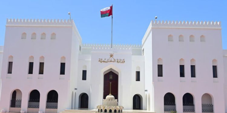 الخارجية العمانية: اتصالات سلطنة عمان مع واشنطن والجهات المعنية بصنعاء أسفرت عن اتفاق لوقف إطلاق النار