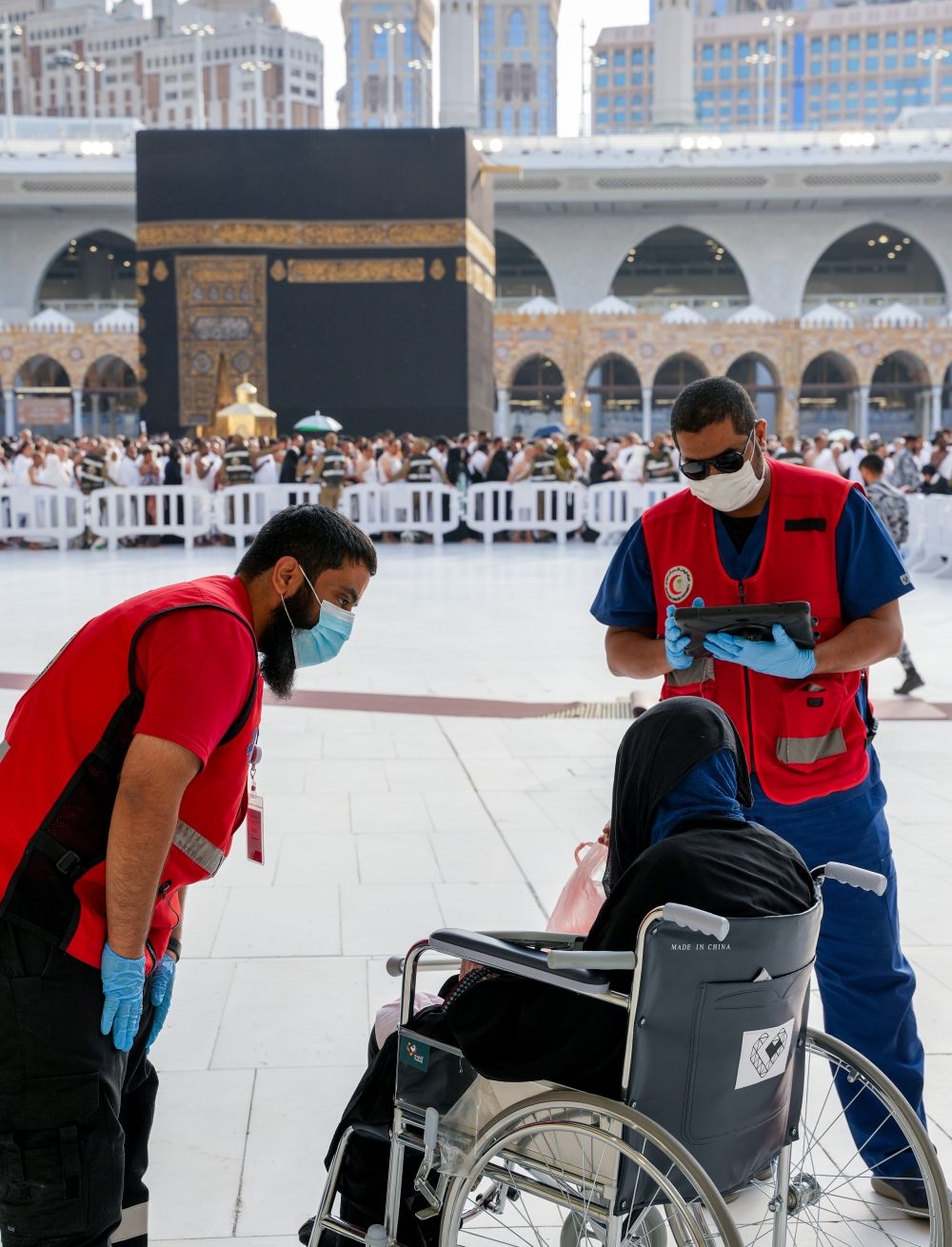 الهلال الأحمر.. 16775 ساعة تطوعية في مكة المكرمة خلال شهر أبريل