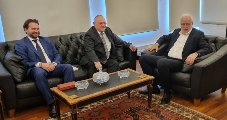 وزير العدل بحث مع سفير هنغاريا في سبل تعزيز التعاون والعلاقات الثنائية