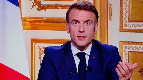 ماكرون يهنئ ميرتس بمناسبة انتخابه مستشاراً لألمانيا